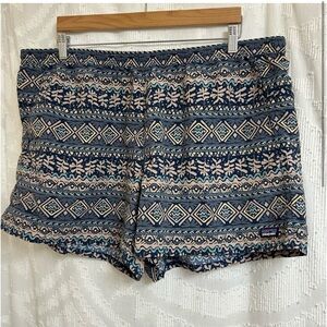 NWOT Mangrove Tiki/Tidepool Blue Pattern Patagonia Women’s Baggies Shorts XXL